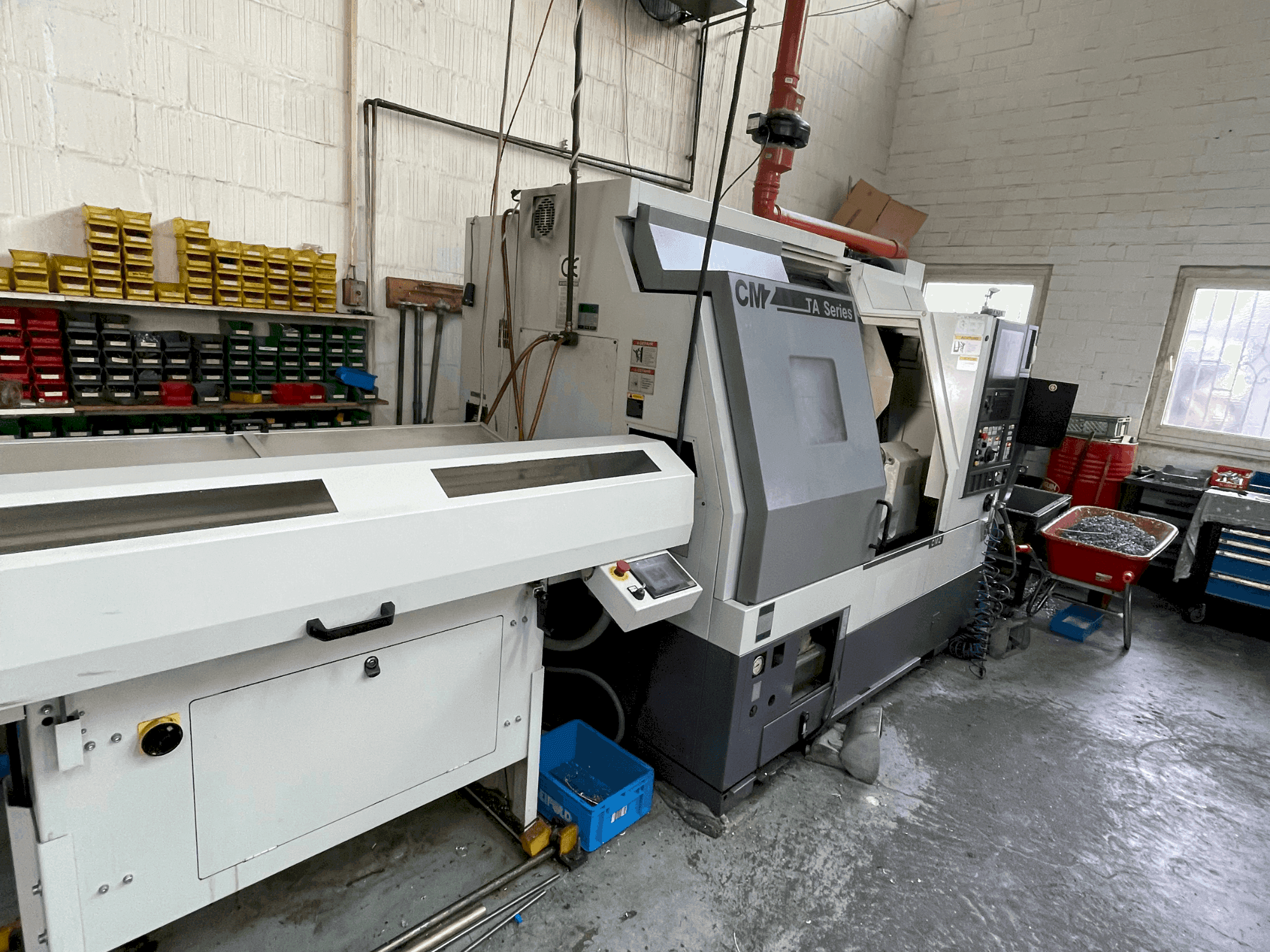 Vista frontal de la máquina CMZ TA 15 Y