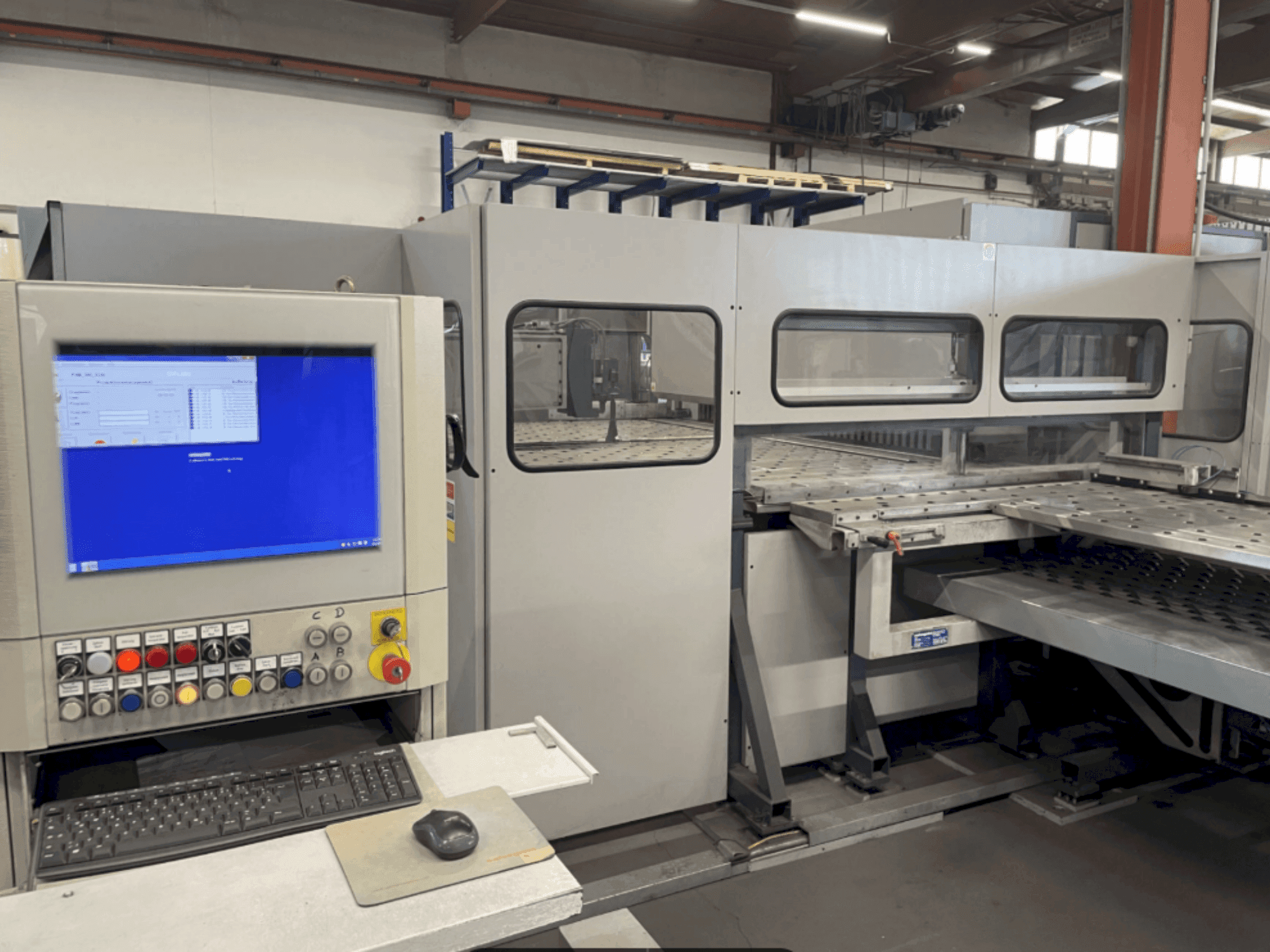 Vista frontal de la máquina Salvagnini IP 54