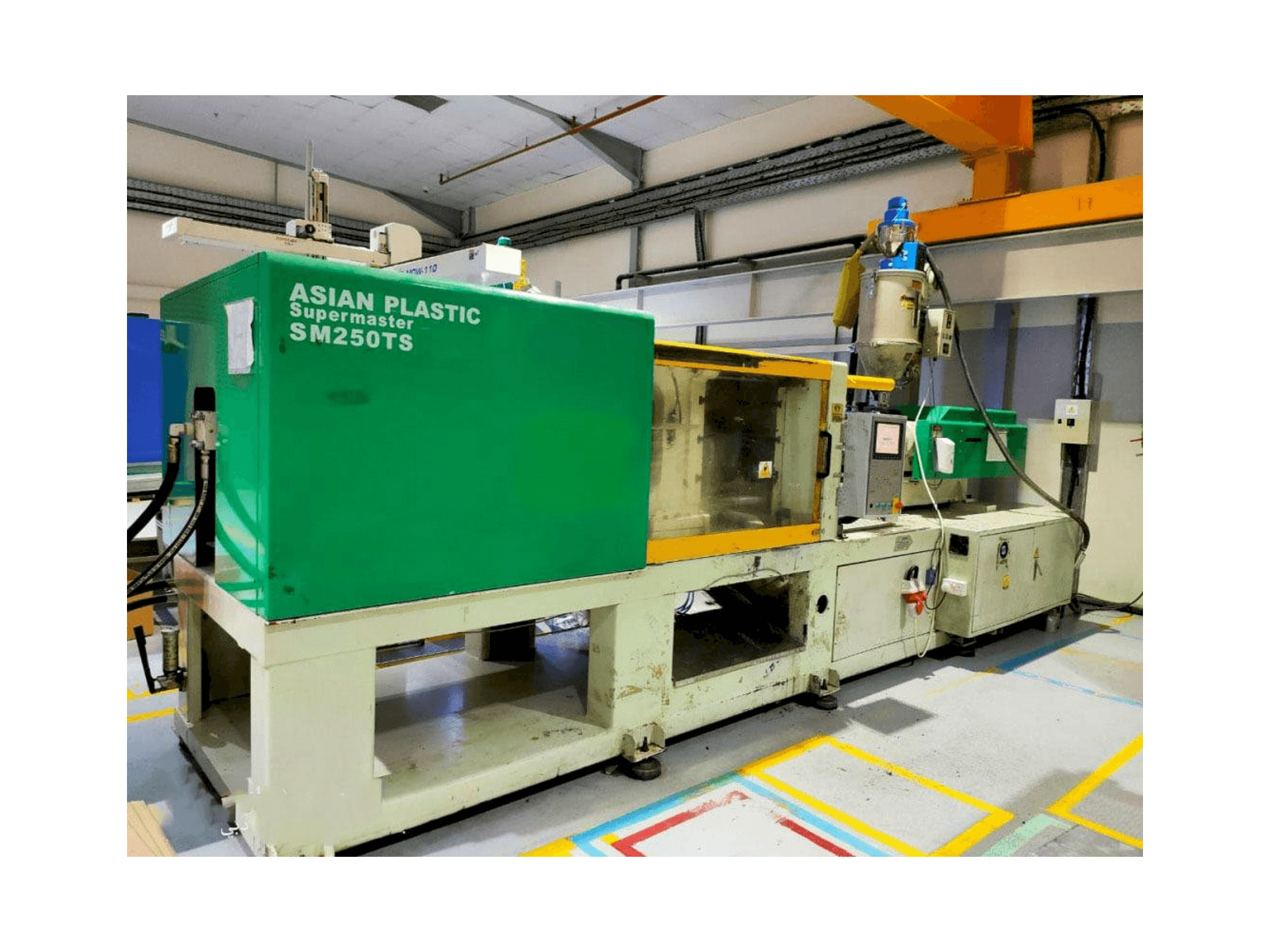 Vista frontal de la máquina Supermaster SM 250 TS