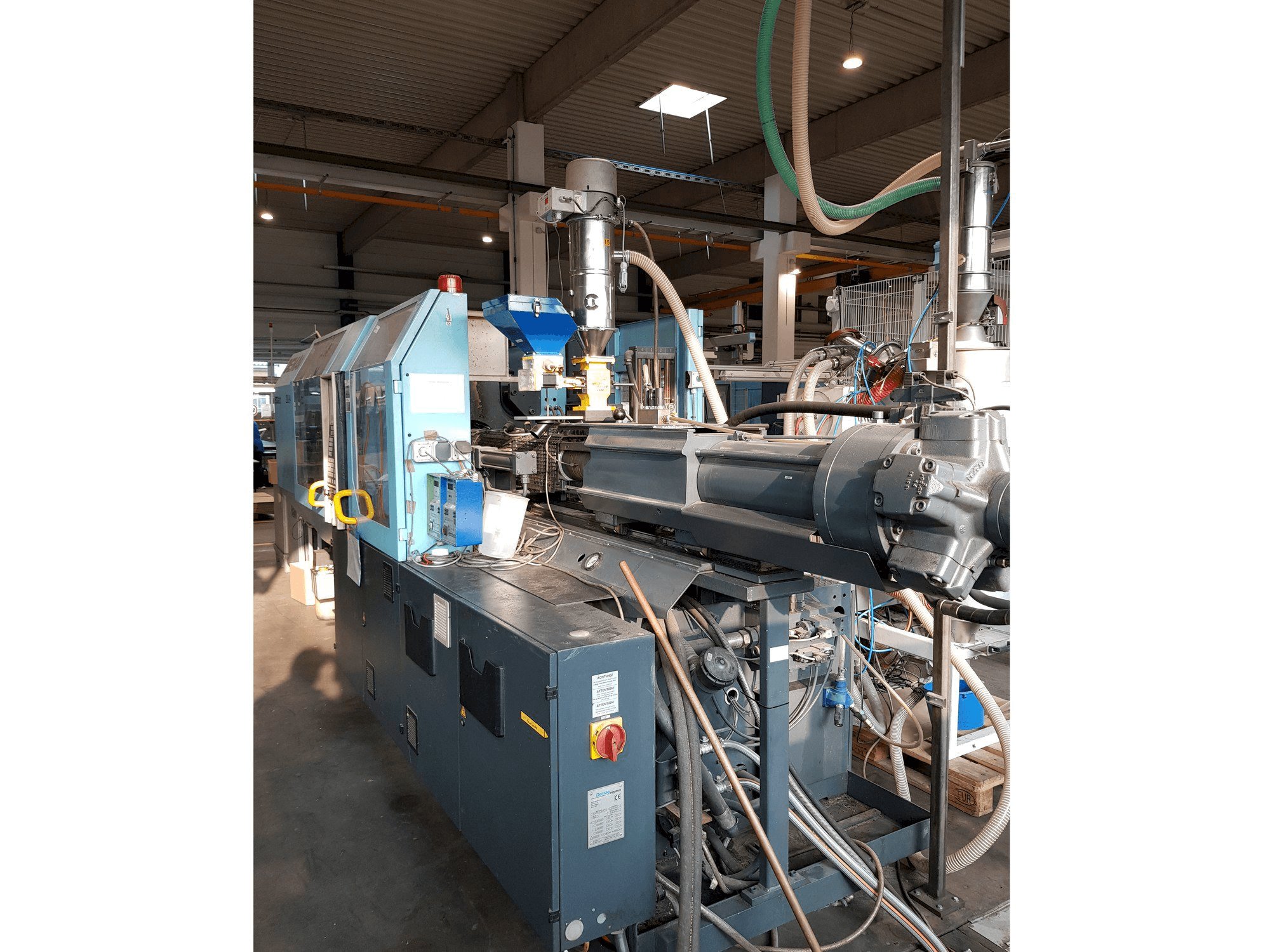 Vista frontal de la máquina DEMAG Ergotech viva 2000-840