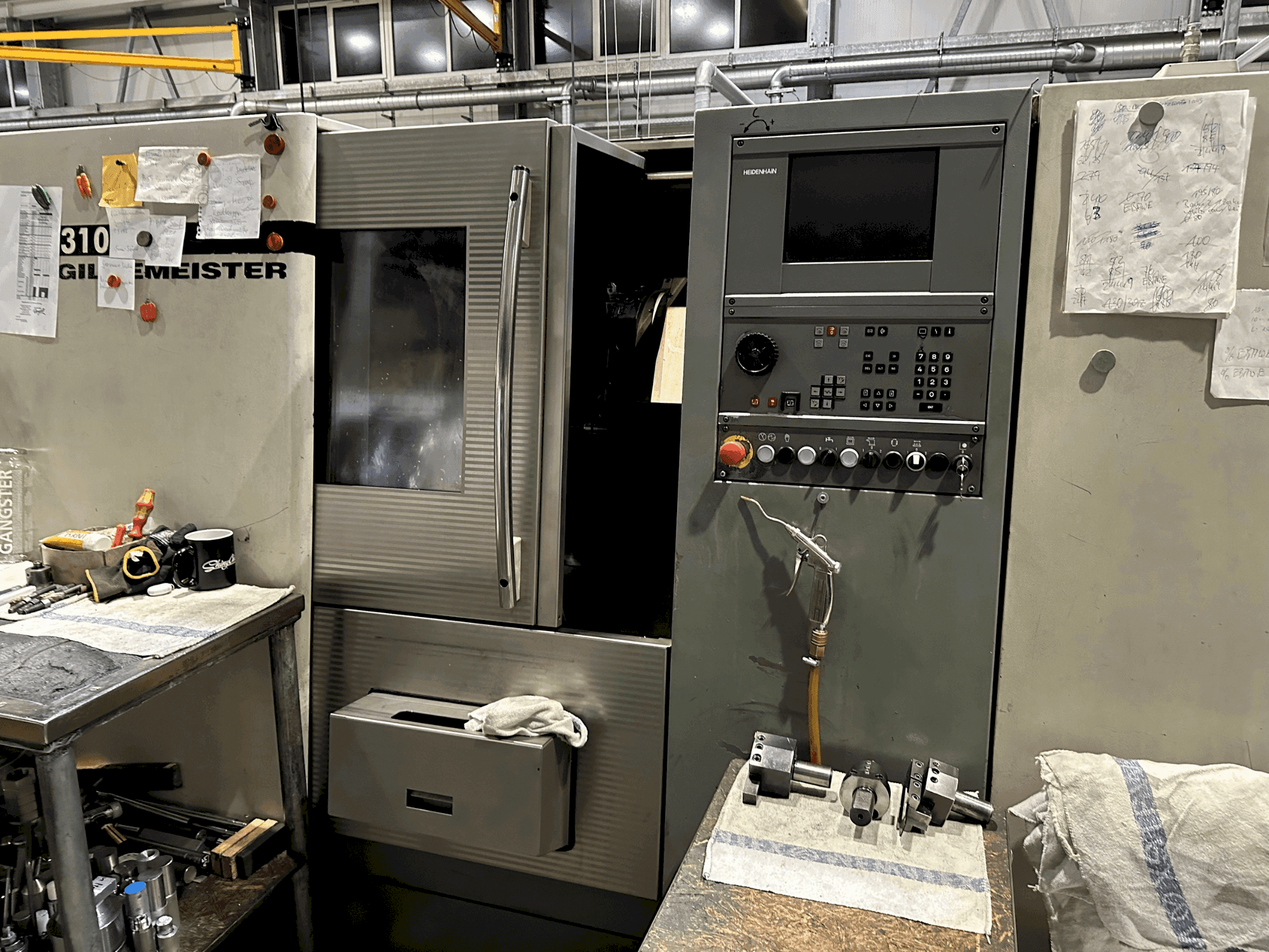Vista frontal de la máquina Gildemeister CTX 310