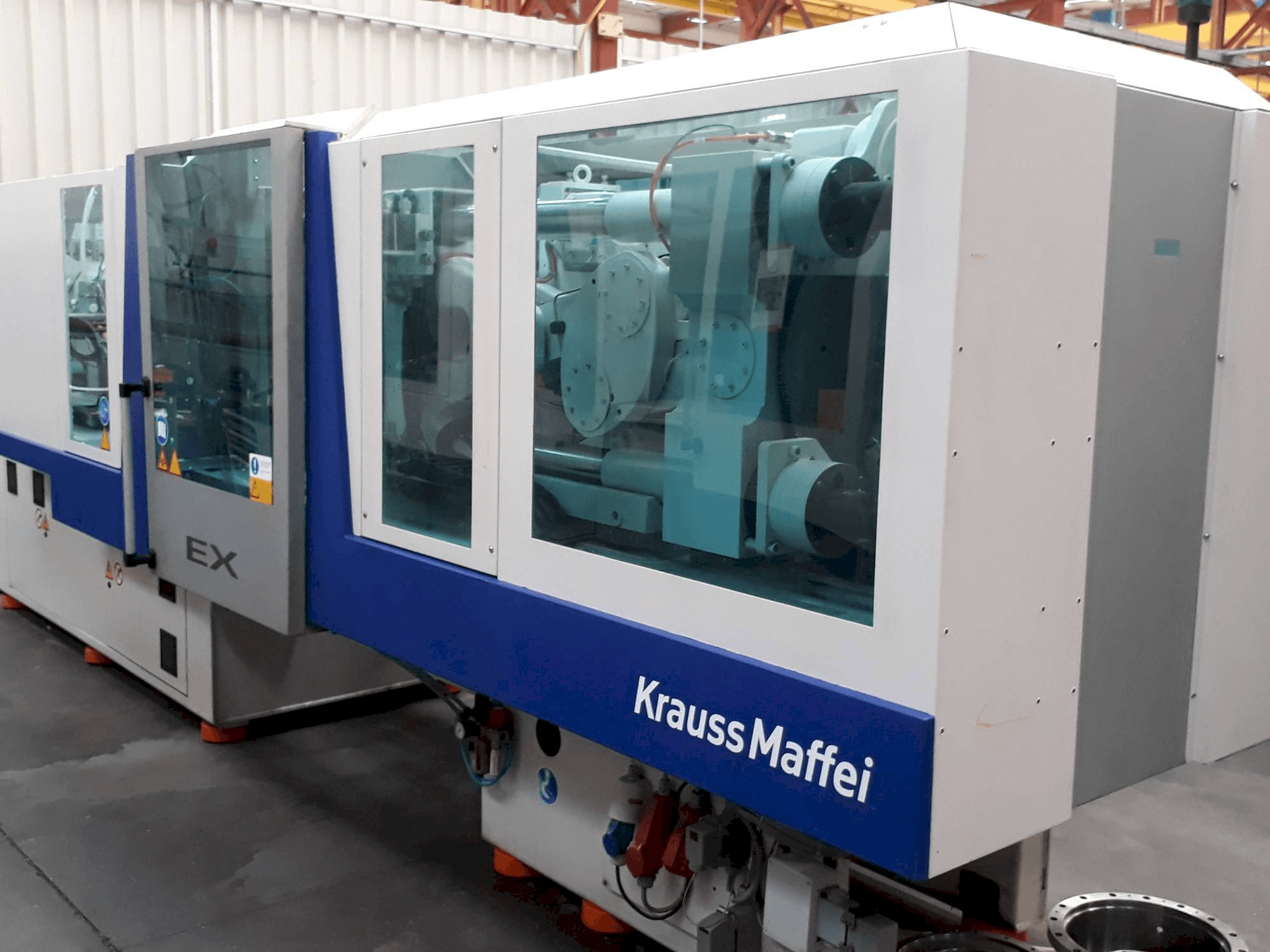Vista frontal de la máquina Krauss Maffei 160-750 EX