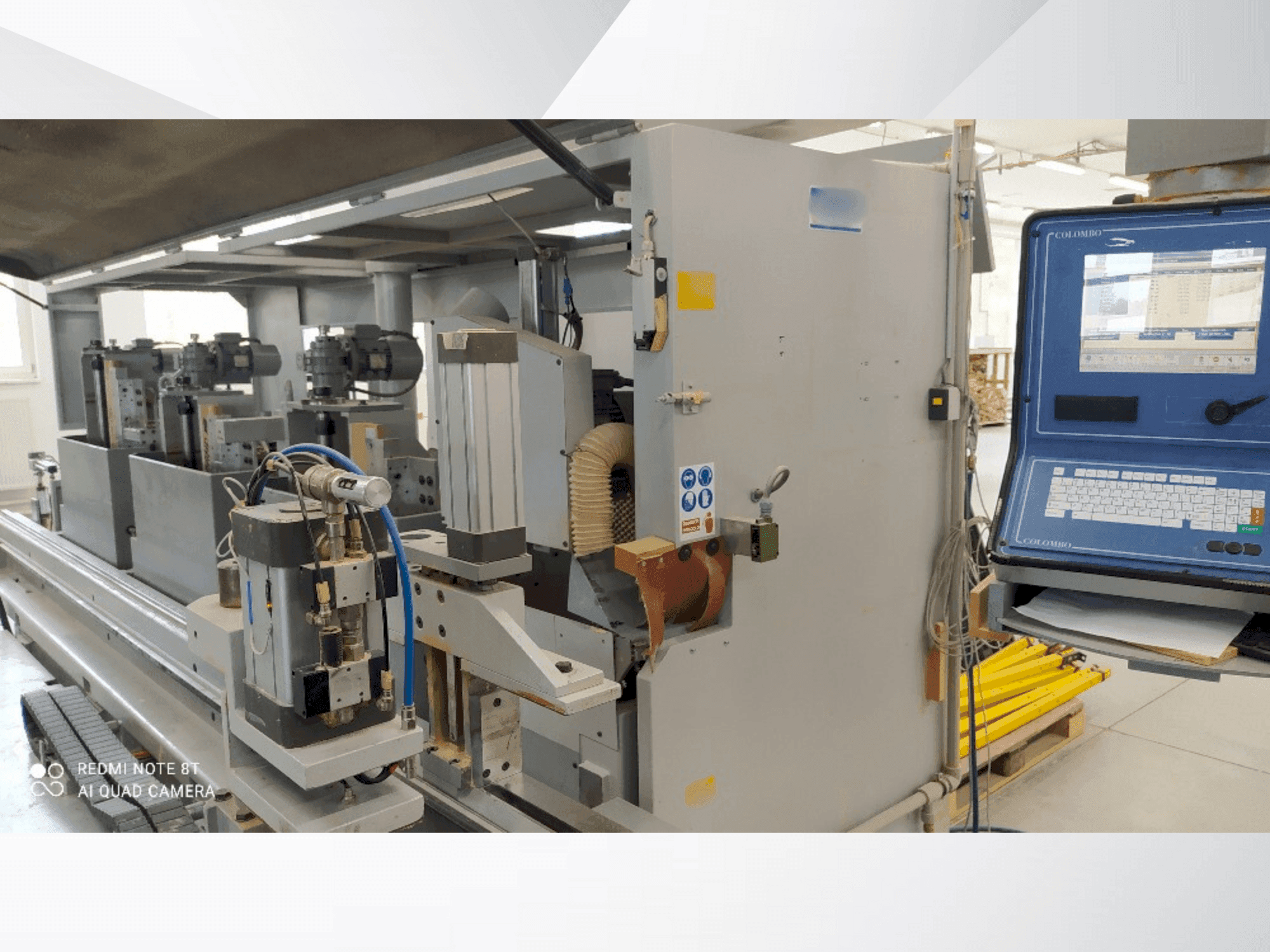 Vista frontal de la máquina Colombo Colombo AM 60