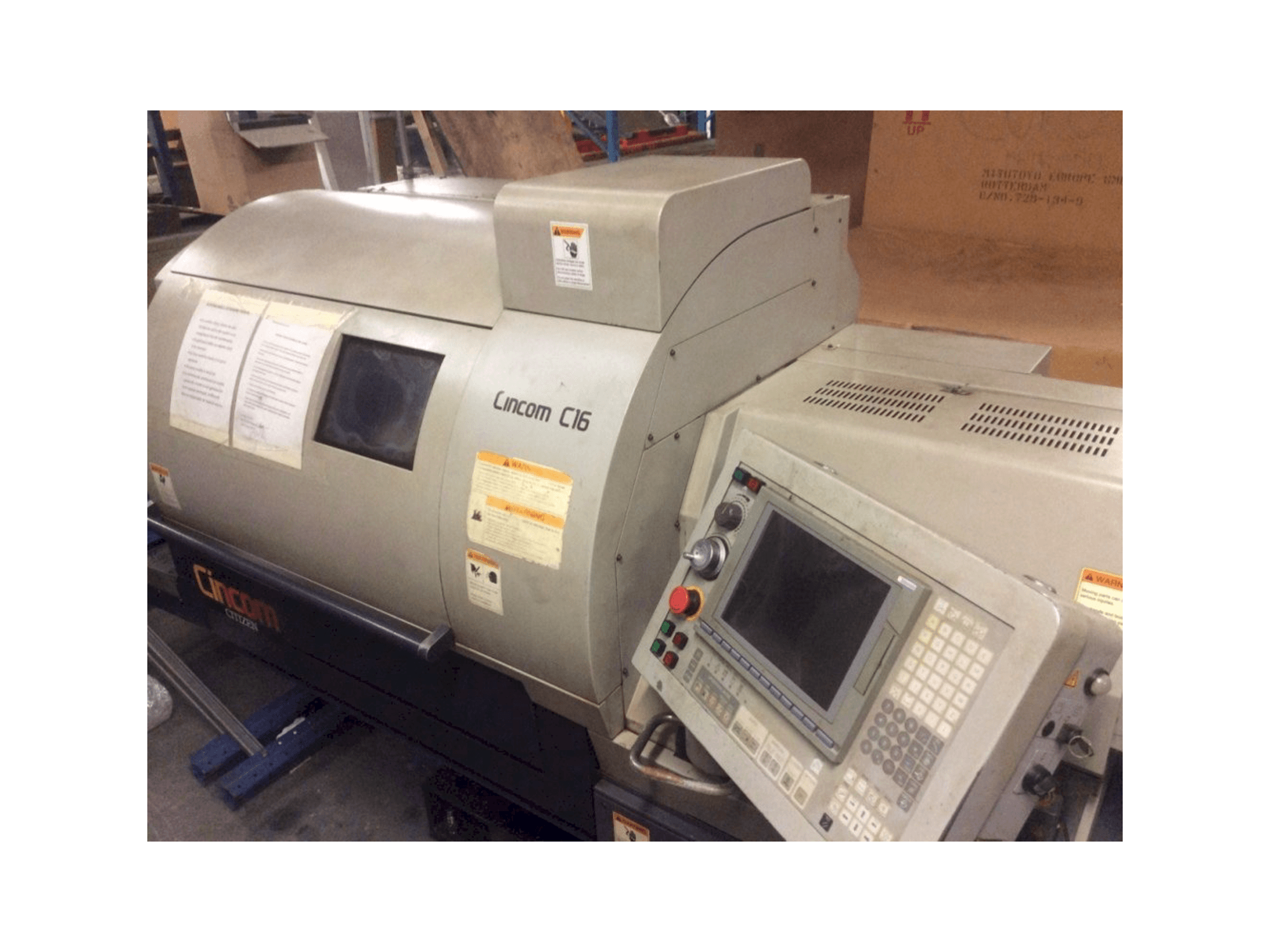 Vista frontal de la máquina Citizen C16 VII