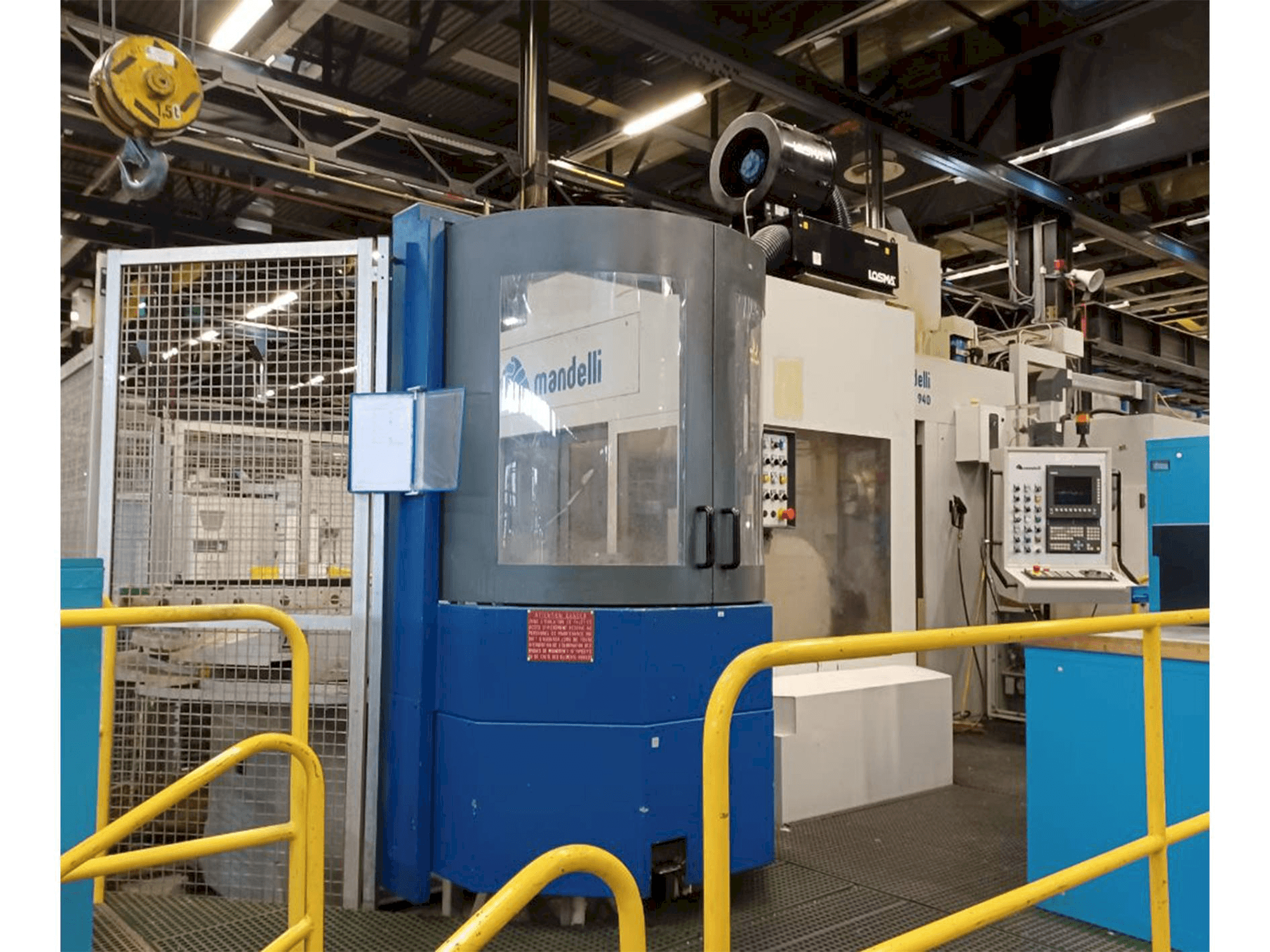 Vista frontal de la máquina Mandelli STORM 940