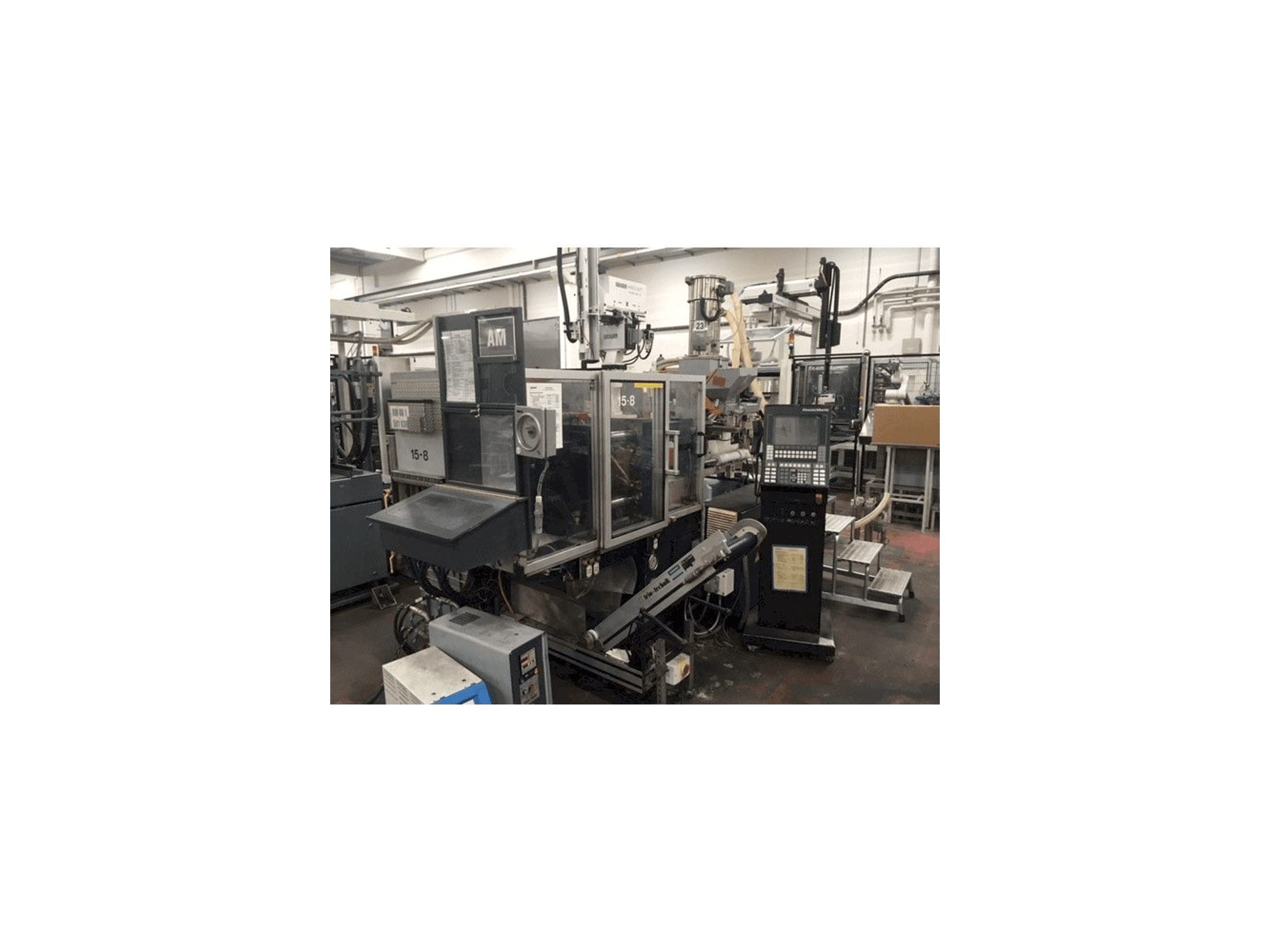 Vista frontal de la máquina Krauss Maffei 40-135 C2