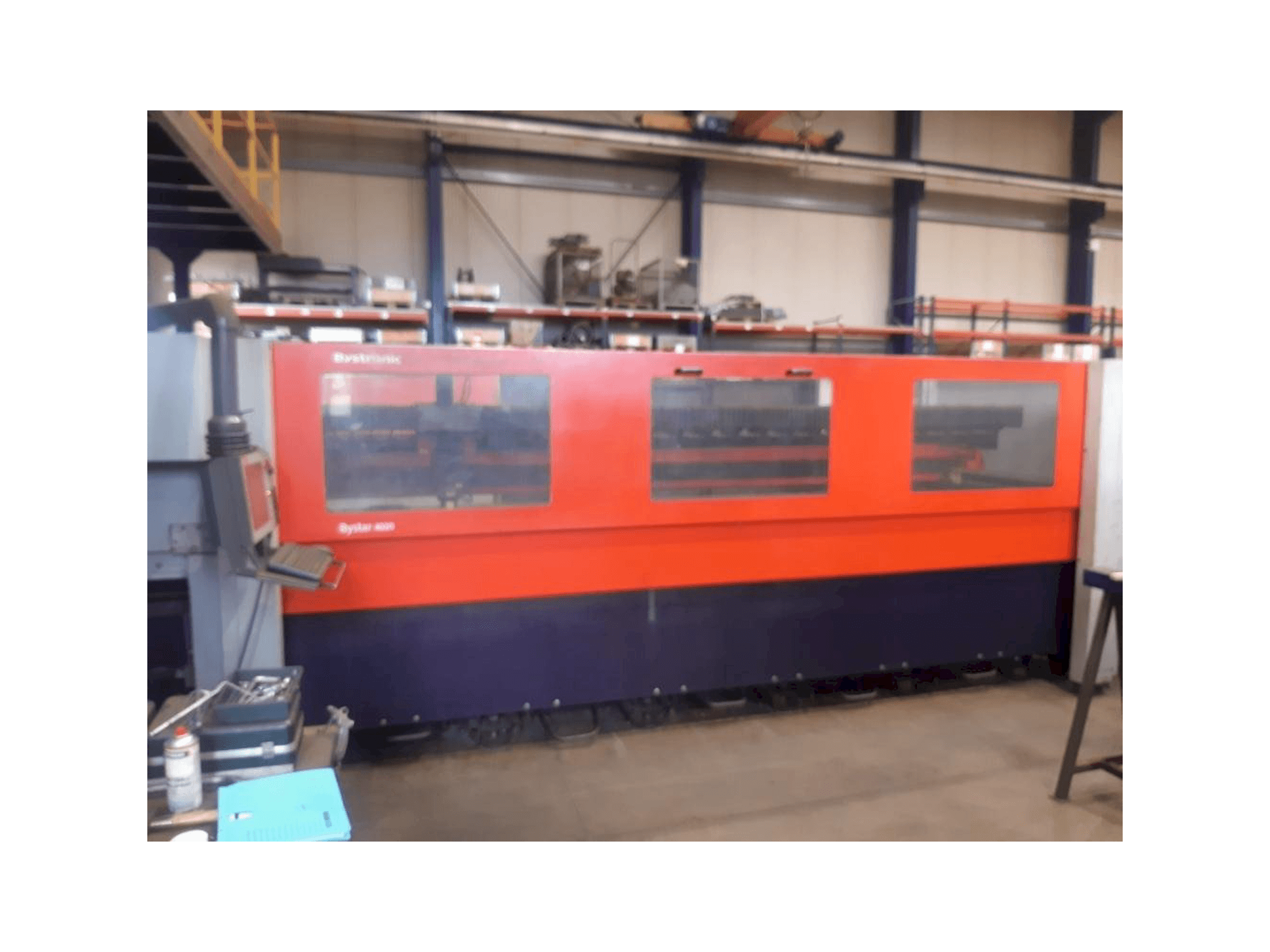 Vista frontal de la máquina Bystronic Bystar 4020