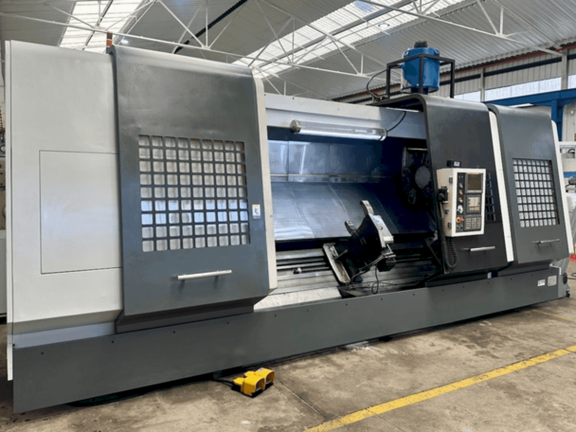 Vista frontal de la máquina SMTCL HTC 63300