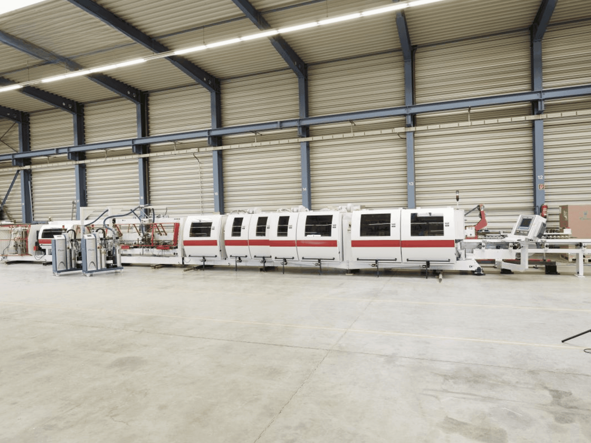 Vista frontal de la máquina WEHRMANN Combima /K/I/R80/1260/V